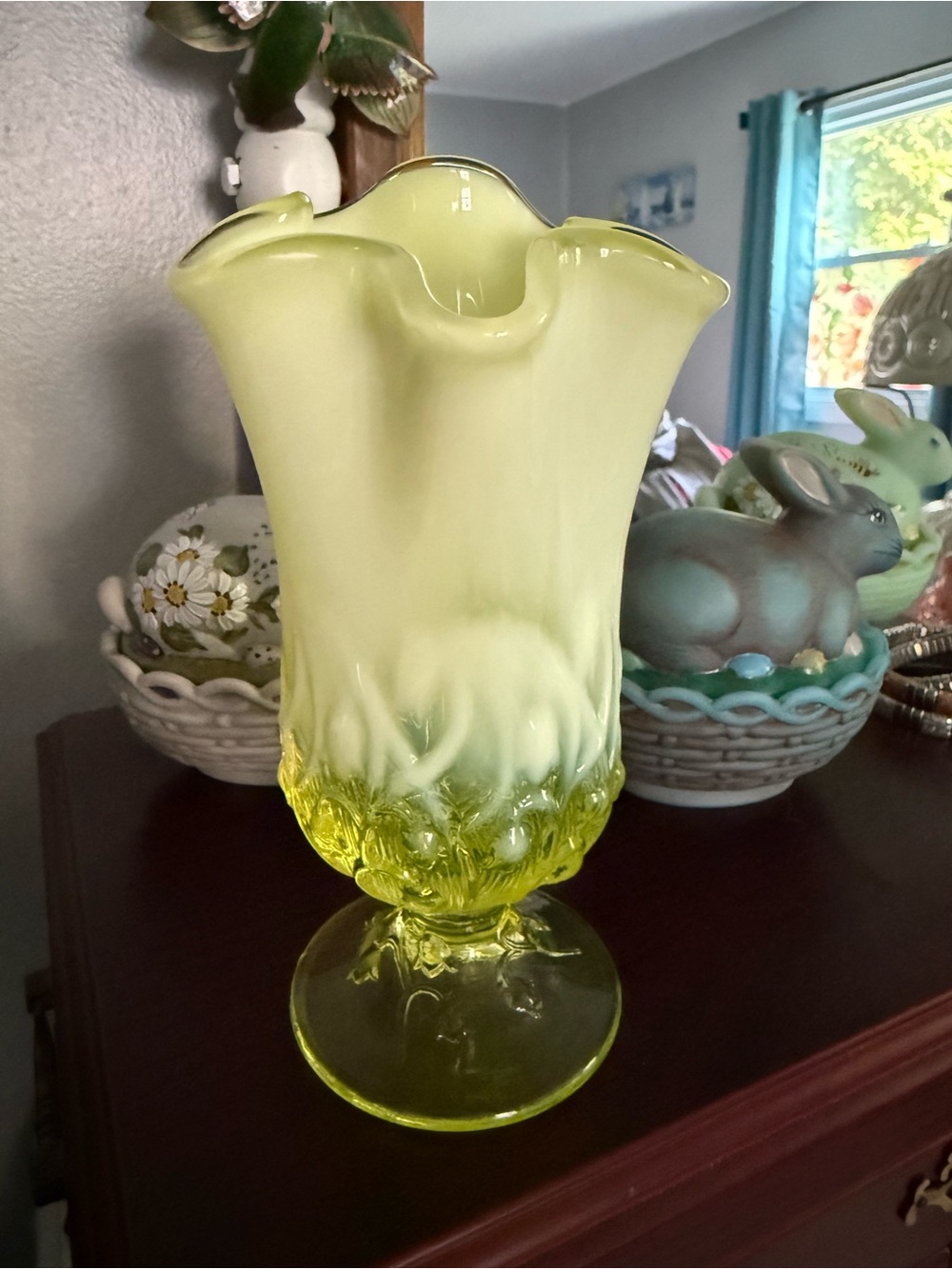 Fenton Topaz handkerchief Lily of the valley vase